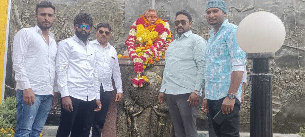 शेतकरी कामगार यांच्या अन्यायाला आपल्या लेखणीद्वारे वाचा फोडणारे महापुरुष डॉ. अण्णाभाऊ साठे-मा.स्थायी समिती सभापती कुमार वाकळे