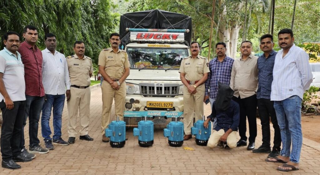महागड्या इलेक्ट्रिक मोटारी चोरी करणारा भामटा छत्रपती संभाजीनगर मधून जेरबंद एमआयडीसी पोलिसांची कामगिरी