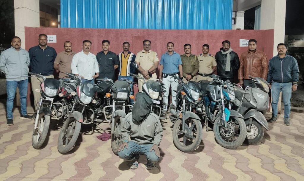 तोफखाना पोलिसांची धडाकेबाज कारवाई..!३ लाख ८० हजारांच्या ७ चोरलेल्या दुचाकी हस्तगत..
