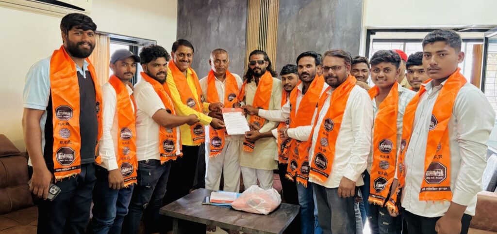 निघोज-आळकुटी गट मनसे तालुका उपाध्यक्षपदी प्रवीण कोठावळे तरुणांचा धडाक्यात पक्षप्रवेश..!पारनेर तालुक्यात राज ठाकरेंच्या विचारांचे ‘इंजिन’ सुसाट!