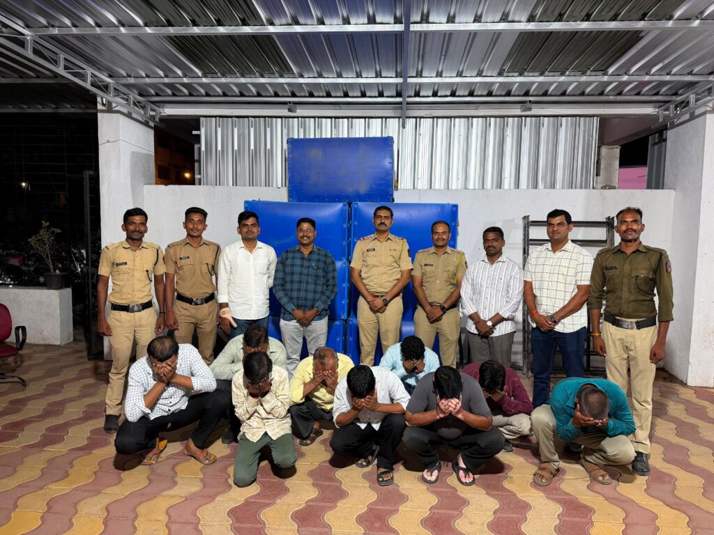 तोफखाना पोलीस ठाण्याच्या हद्दीत एमआयडीसी पोलिसांचा मटका अड्ड्यांवर छापा..! ६ वेगवेगळ्या ठिकाणी कारवाई..१० आरोपी ताब्यात!