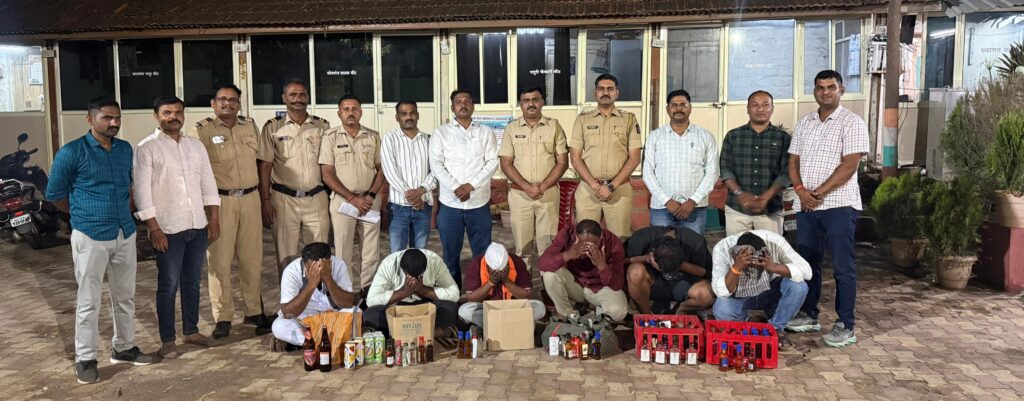 ६ नामांकित हॉटेल्सवर एमआयडीसी पोलिसांचा एकाच वेळी छापा..’या’ हॉटेल्समध्ये रात्री चालायचं तरी काय?