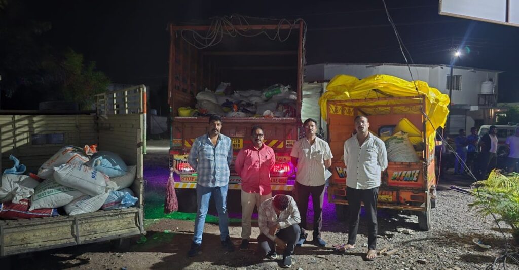गरिबांचा घास पळवणाऱ्या रेशन दुकानदारांची आता खैर नाही..! स्थानिक गुन्हे शाखेची मोठी कारवाई सरकारी गहू व तांदळाचा लाखो रुपयांचा साठा येथून जप्त..