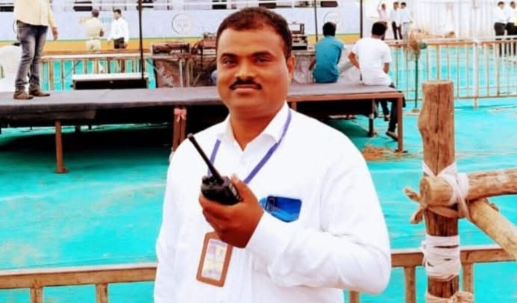 अभिमानास्पद..! कर्तव्यनिष्ठ सेवेची पावती एमआयडीसी पोलीस ठाण्याचे पोलीस हवालदार संदीप कचरू पवार यांना ‘अति-उत्कृष्ट सेवा पदक’…